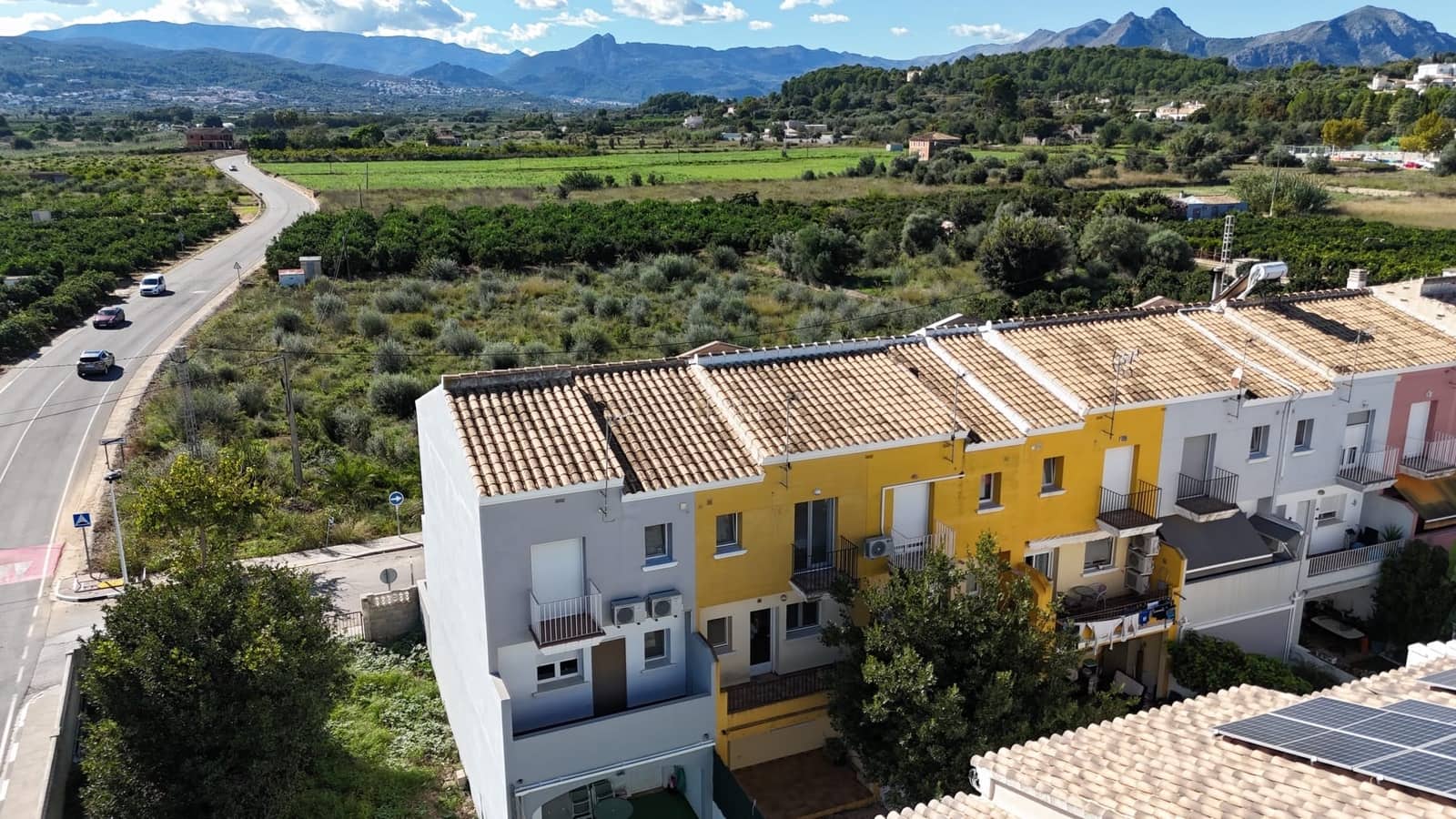 3 makuuhuone Omakotitalo myytävänä paikassa Beniarbeig mukana 
autotalli - 225 000 € (Ref: 9400014)