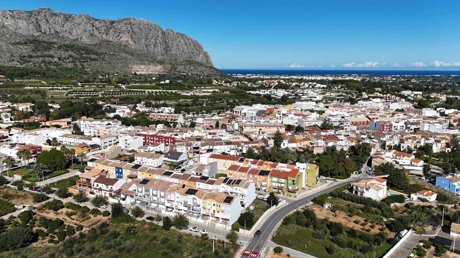 3 makuuhuone Omakotitalo myytävänä paikassa Beniarbeig mukana 
autotalli - 225 000 € (Ref: 9400014)