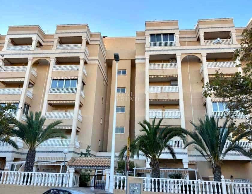 2 bedroom Apartment for sale in Elche / Elx with pool garage - € 189,900 (Ref: 9404469)