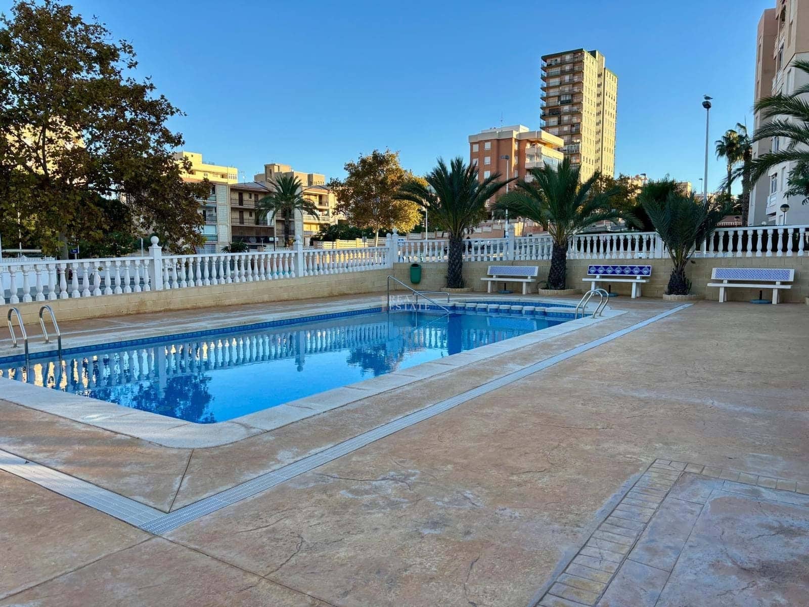 2 bedroom Apartment for sale in Elche / Elx with pool garage - € 189,900 (Ref: 9404469)