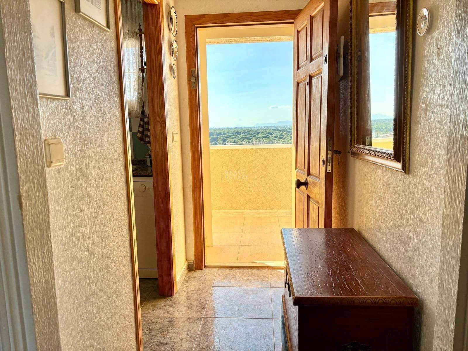 2 bedroom Apartment for sale in Elche / Elx with pool garage - € 189,900 (Ref: 9404469)