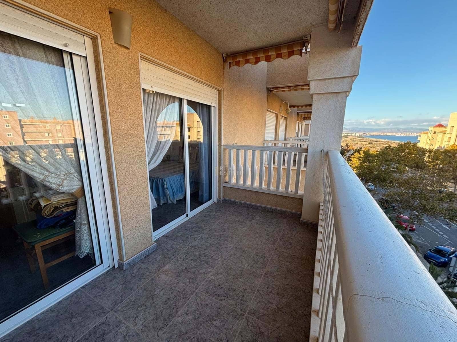 2 bedroom Apartment for sale in Elche / Elx with pool garage - € 189,900 (Ref: 9404469)