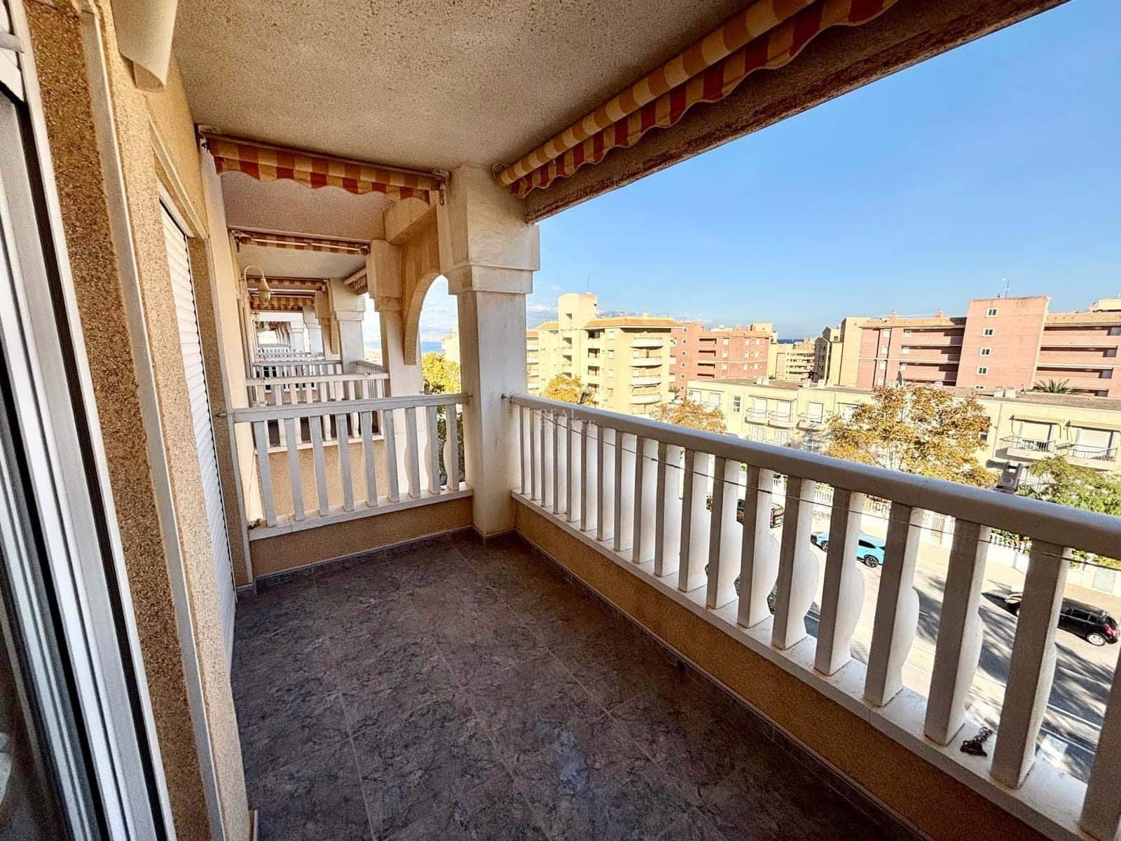 2 bedroom Apartment for sale in Elche / Elx with pool garage - € 189,900 (Ref: 9404469)