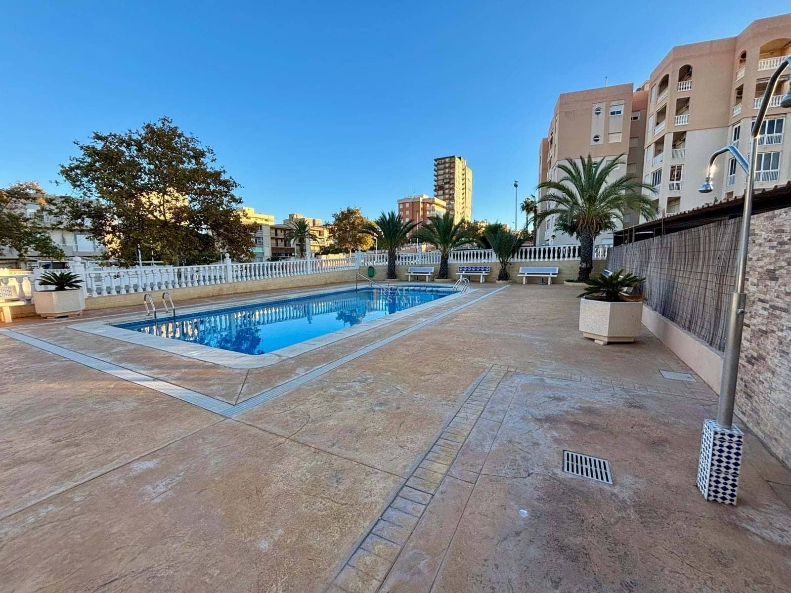 2 bedroom Apartment for sale in Elche / Elx with pool garage - € 189,900 (Ref: 9404469)