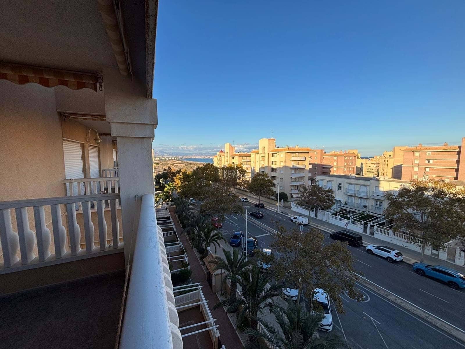 2 bedroom Apartment for sale in Elche / Elx with pool garage - € 189,900 (Ref: 9404469)