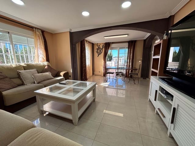 Chalet de 5 habitaciones en Alicante / Alacant ciudad en venta con piscina garaje - 740.000 € (Ref: 9404470)