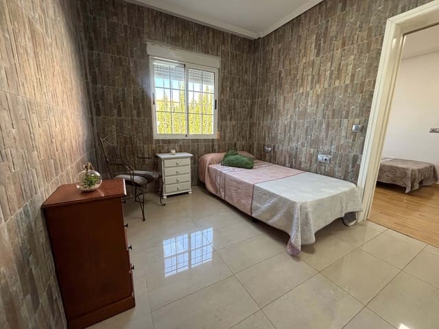 Chalet de 5 habitaciones en Alicante / Alacant ciudad en venta con piscina garaje - 740.000 € (Ref: 9404470)