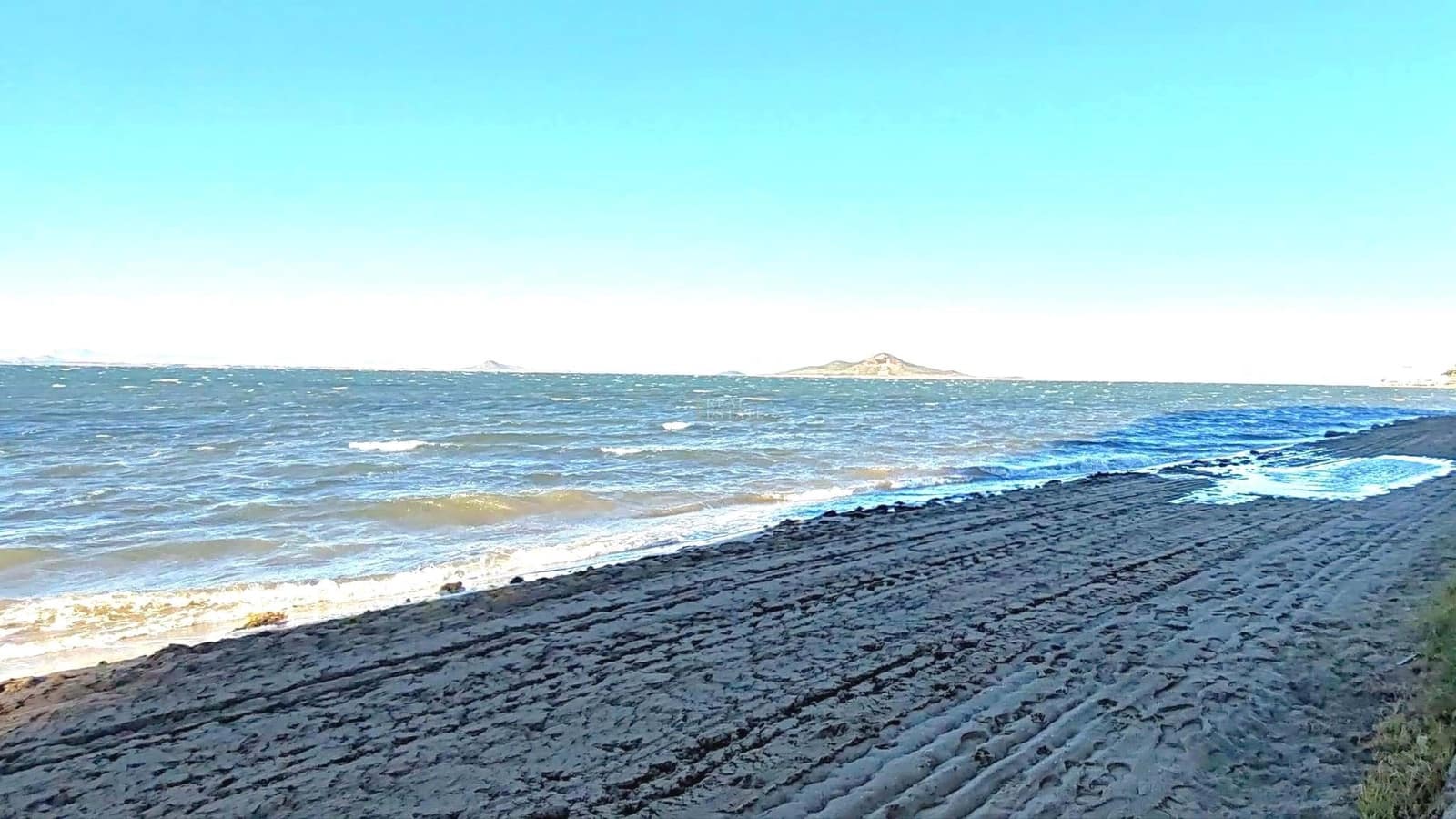 1 bedroom Apartment for sale in La Manga del Mar Menor with pool garage - € 123,900 (Ref: 9405809)