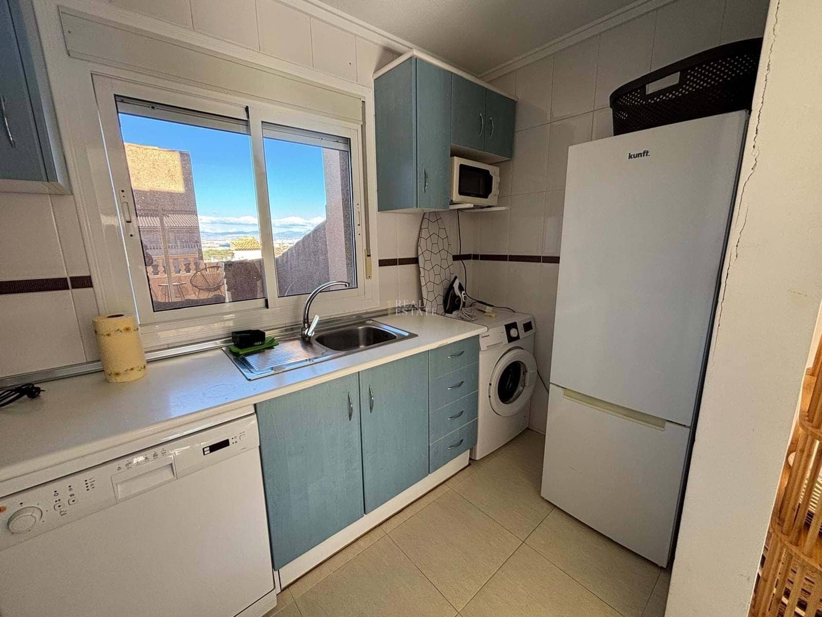 3 bedroom Bungalow for sale in Santa Pola with pool - € 235,000 (Ref: 9405810)