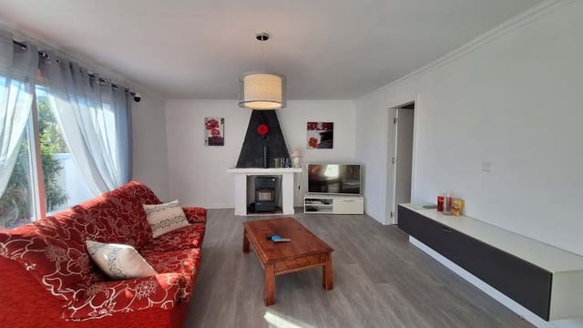 2 soveværelse Villa til salg i Dénia med garage - € 280.000 (Ref: 9405811)