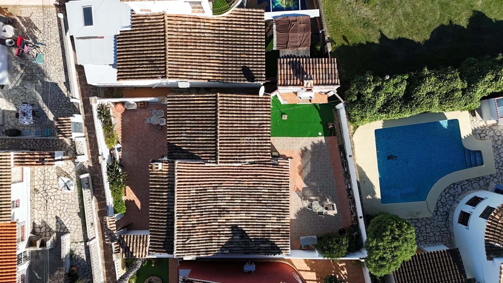 2 bedroom Villa for sale in Denia with garage - € 280,000 (Ref: 9405811)