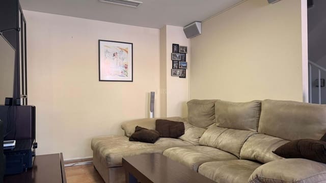 4 sovrum Semi-fristående Villa till salu i Molina de Segura med garage - 225 000 € (Ref: 9415071)