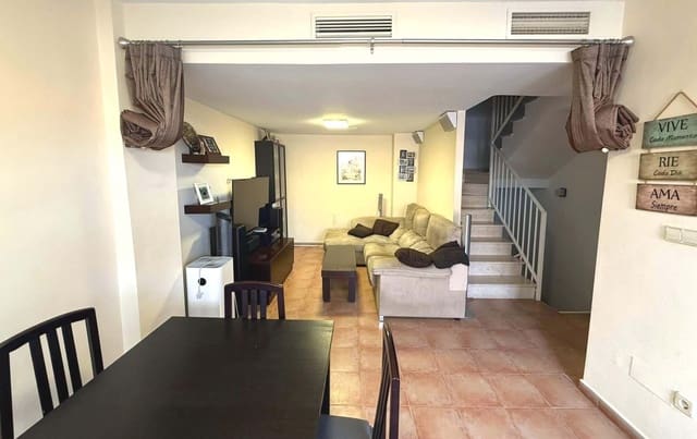 4 soveværelse Semi-Rækkehus til salg i Molina de Segura med garage - € 225.000 (Ref: 9415071)