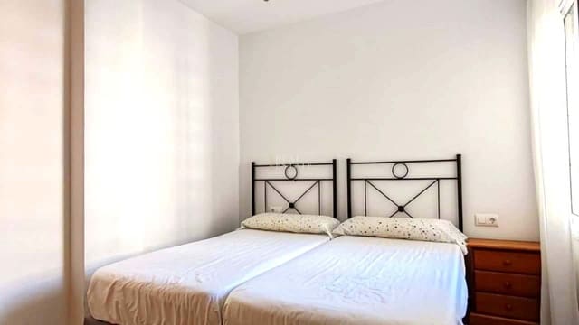 1 bedroom Apartment for sale in La Manga del Mar Menor with pool garage - € 110,000 (Ref: 9425835)