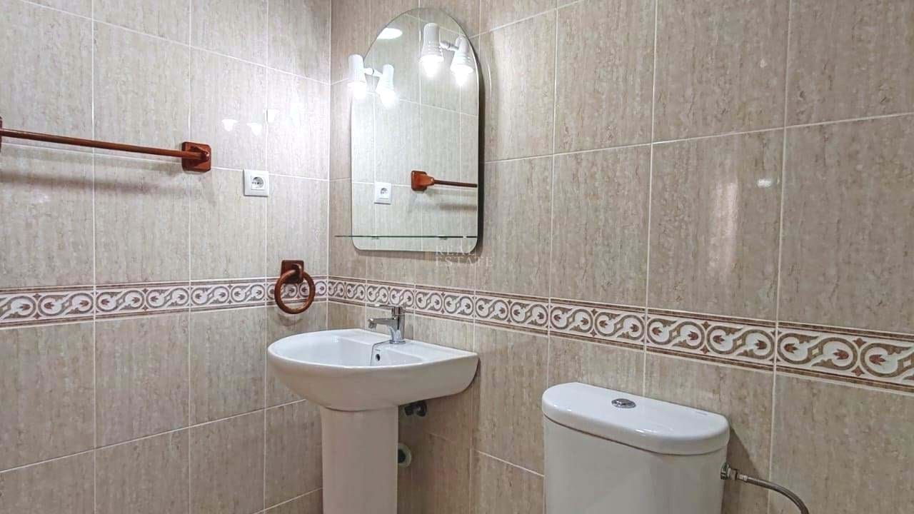 1 bedroom Apartment for sale in La Manga del Mar Menor with pool garage - € 110,000 (Ref: 9425835)