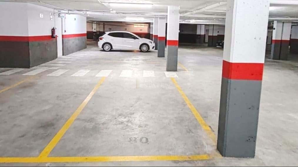 1 bedroom Apartment for sale in La Manga del Mar Menor with pool garage - € 110,000 (Ref: 9425835)