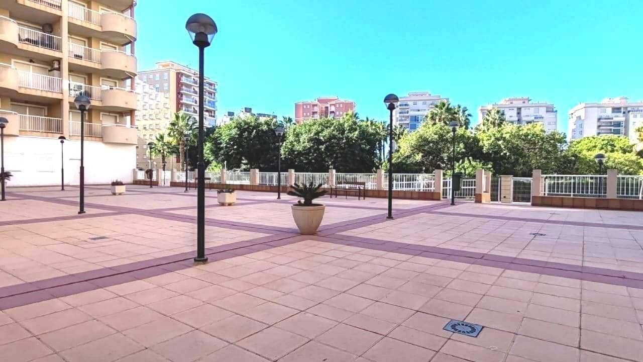 1 bedroom Apartment for sale in La Manga del Mar Menor with pool garage - € 110,000 (Ref: 9425835)