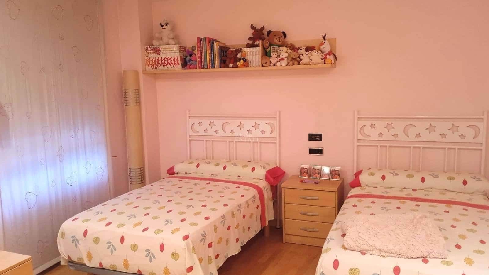 2 bedroom Apartment for sale in Elche / Elx with garage - € 269,000 (Ref: 9426542)