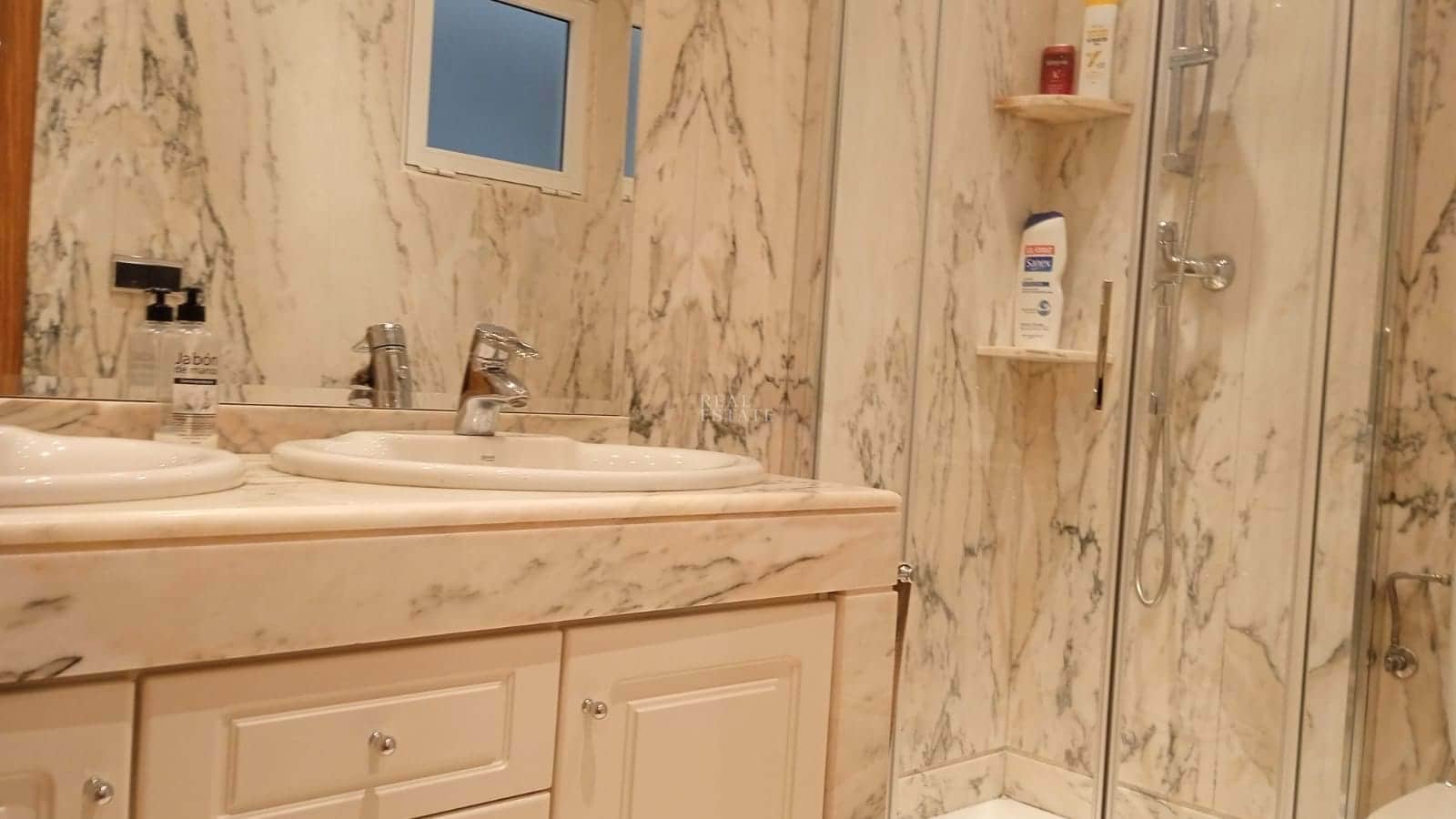 2 bedroom Apartment for sale in Elche / Elx with garage - € 269,000 (Ref: 9426542)