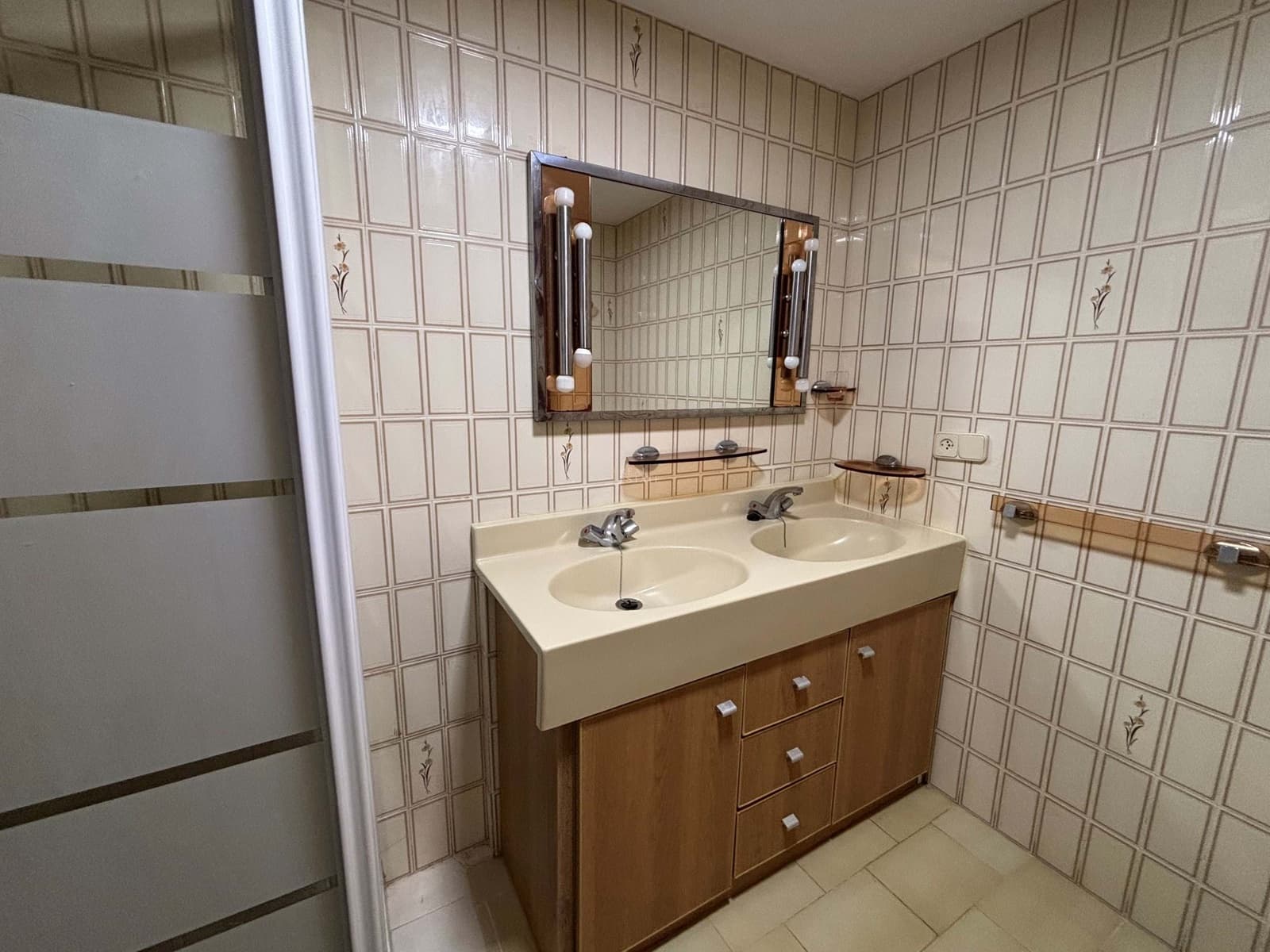 3 sypialnia Apartament na sprzedaż w El Campello z basenem garażem - 785 000 € (Ref: 9427881)