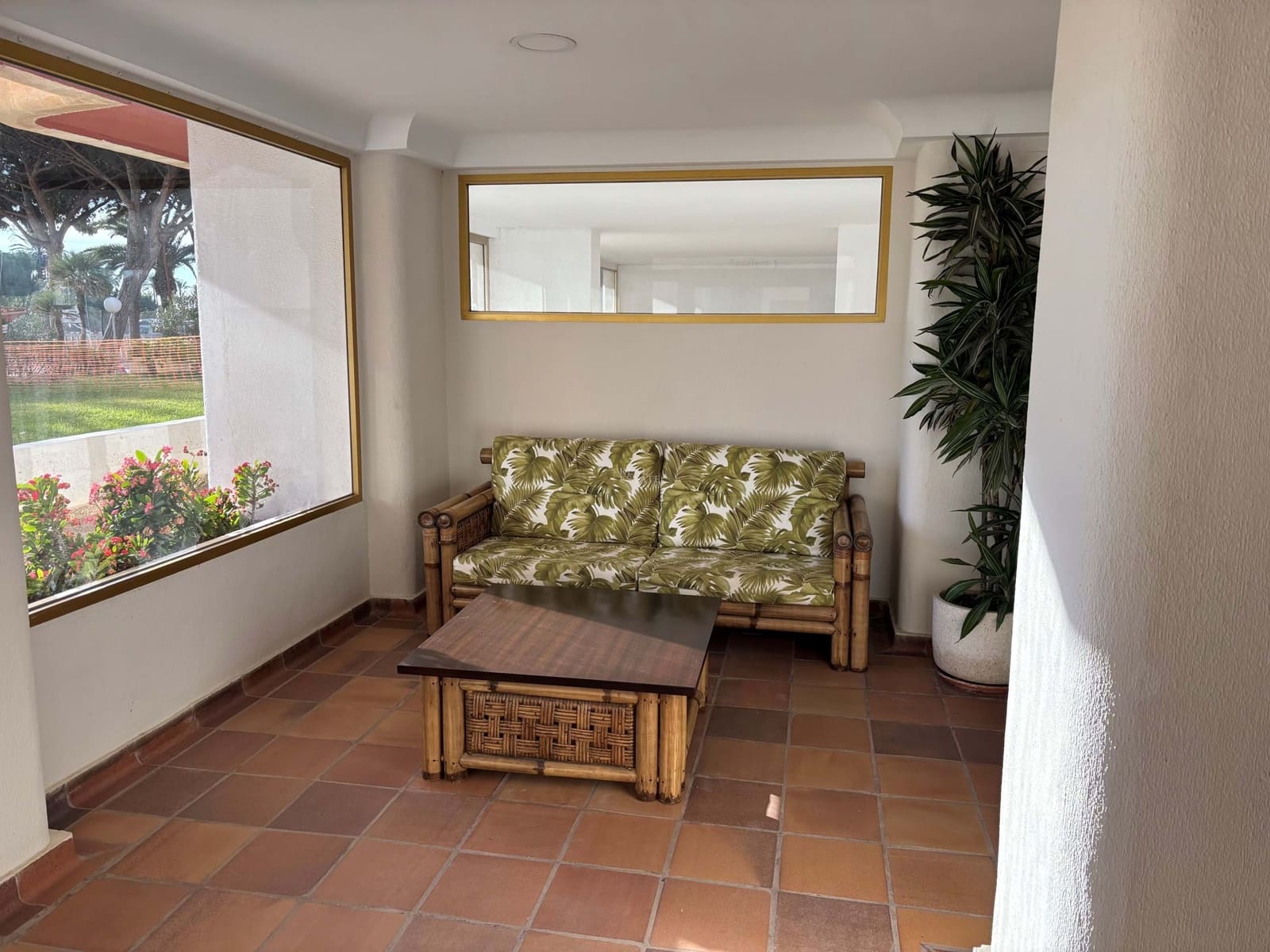 3 sypialnia Apartament na sprzedaż w El Campello z basenem garażem - 785 000 € (Ref: 9427881)