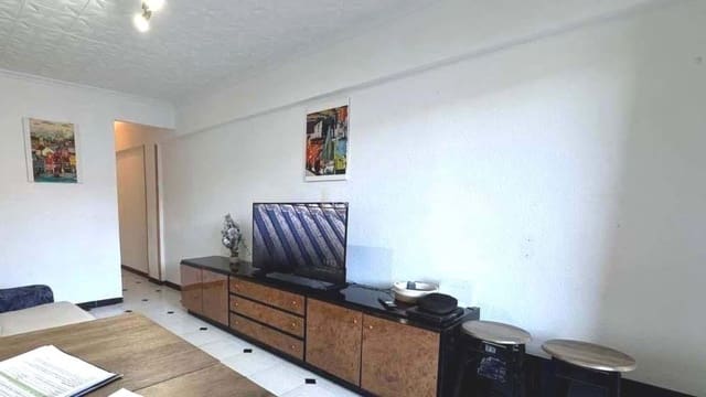 2 bedroom Apartment for sale in Alicante / Alacant city - € 152,900 (Ref: 9428215)