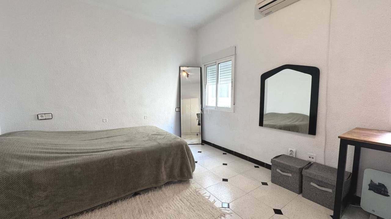 2 bedroom Apartment for sale in Alicante / Alacant city - € 152,900 (Ref: 9428215)