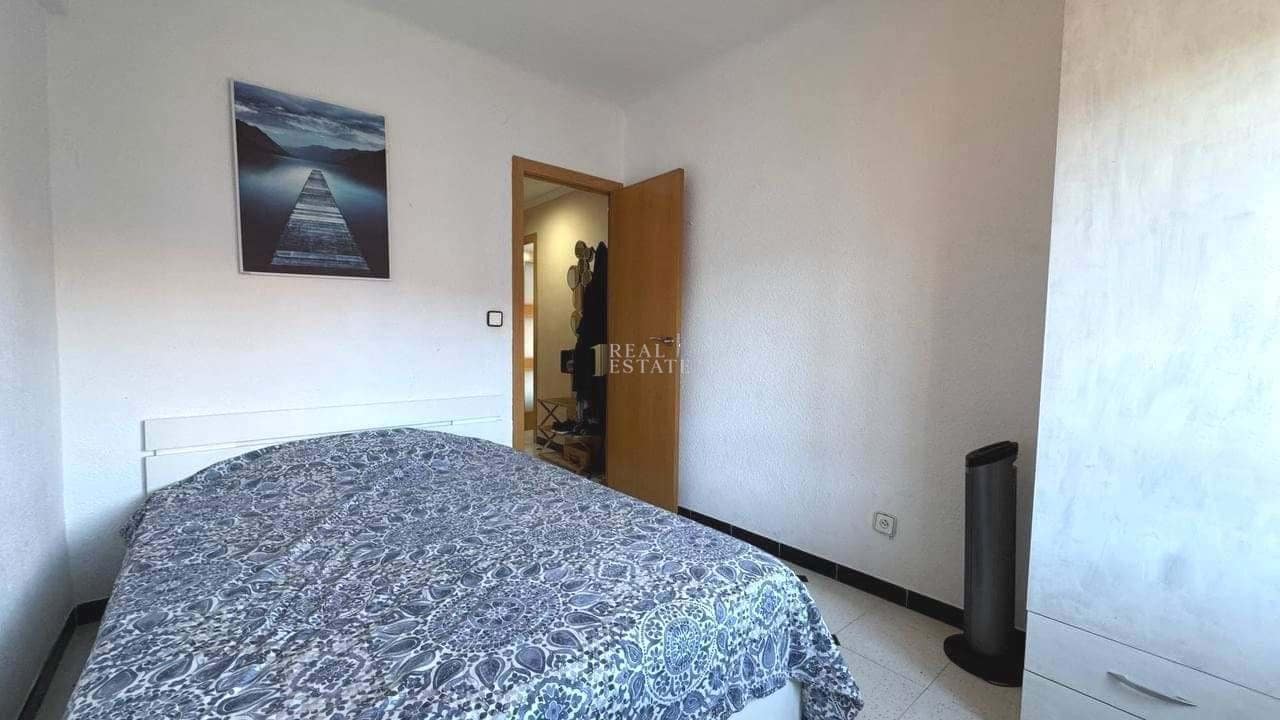 2 bedroom Apartment for sale in Alicante / Alacant city - € 152,900 (Ref: 9428215)