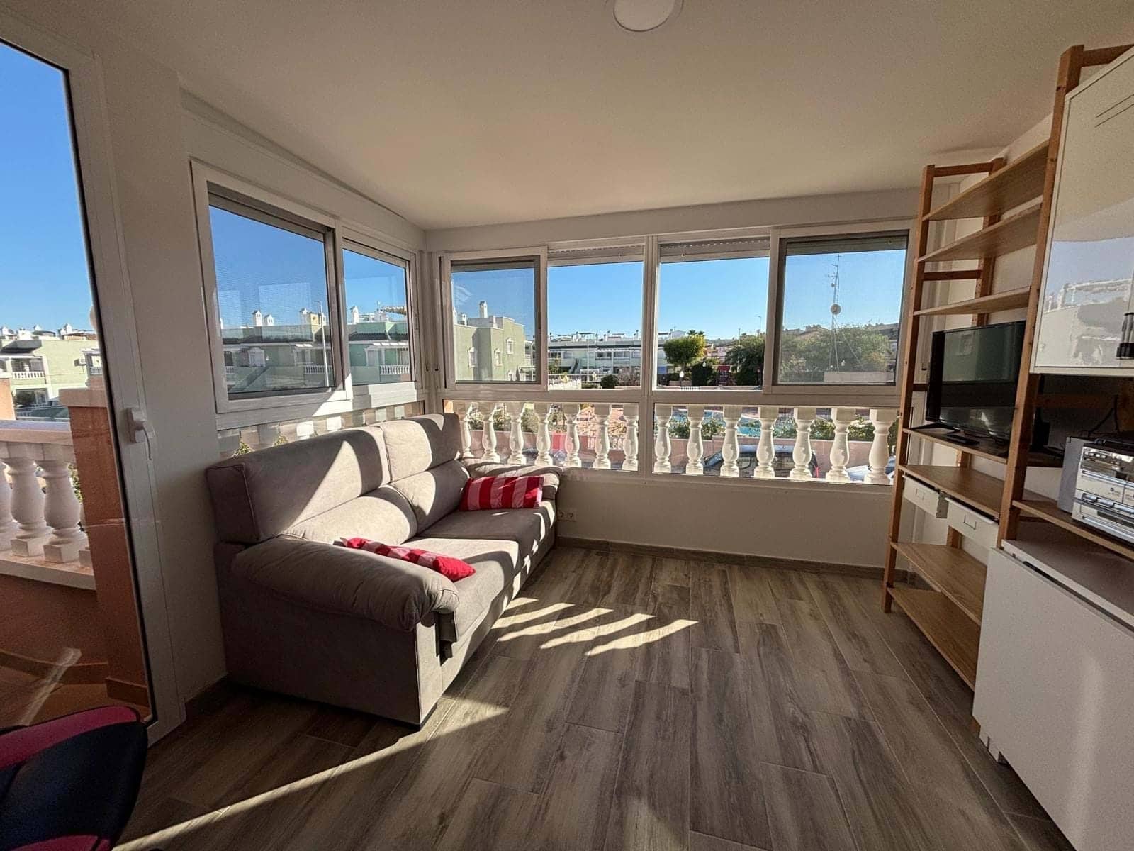 3 bedroom Townhouse for sale in Elche / Elx with pool garage - € 340,000 (Ref: 9428216)