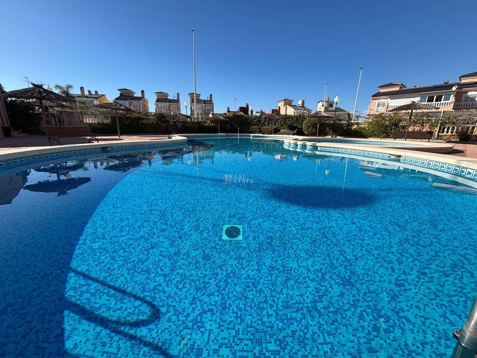3 bedroom Townhouse for sale in Elche / Elx with pool garage - € 340,000 (Ref: 9428216)
