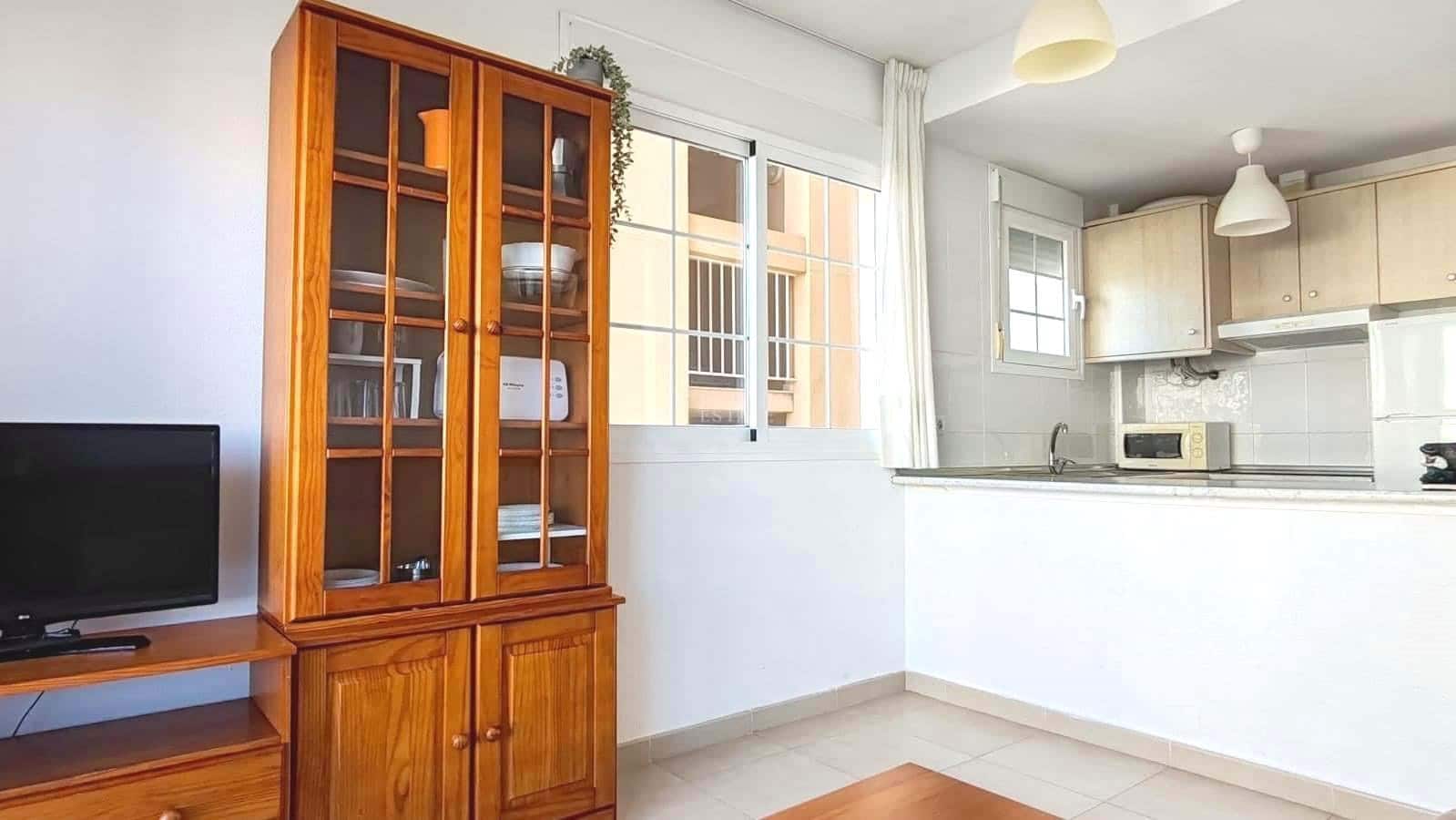 1 chambre Appartement à vendre à La Manga del Mar Menor avec piscine garage - 110 000 € (Ref: 9428742)