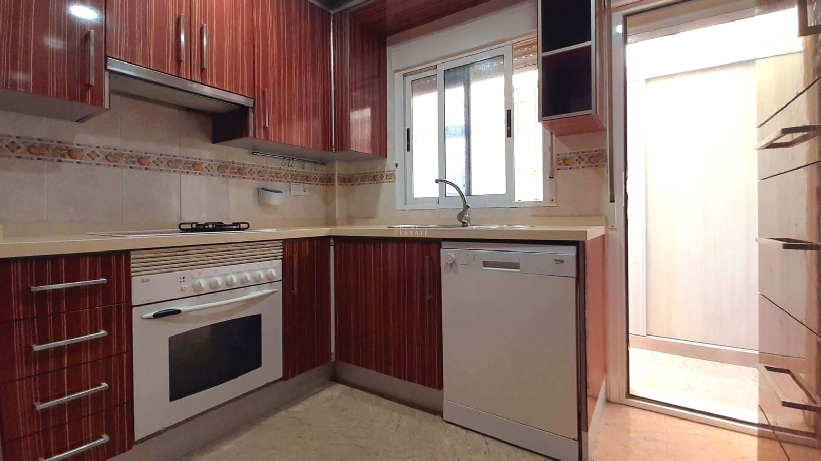 4 chambre Bungalow à vendre à Santa Pola - 247 000 € (Ref: 9428743)