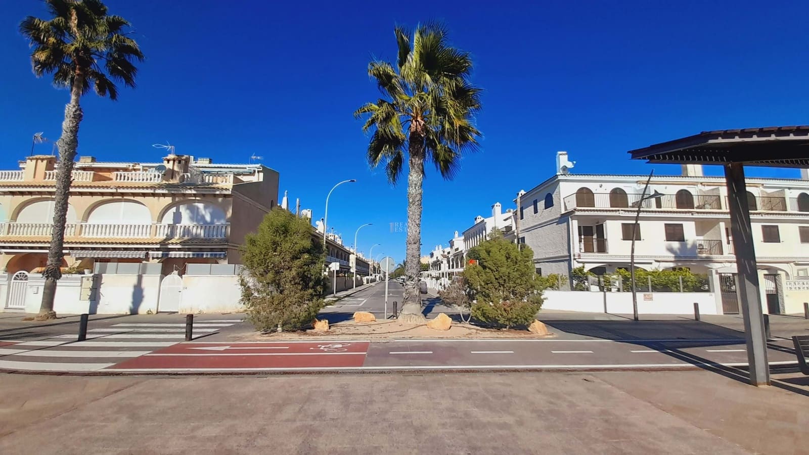 4 chambre Bungalow à vendre à Santa Pola - 247 000 € (Ref: 9428743)