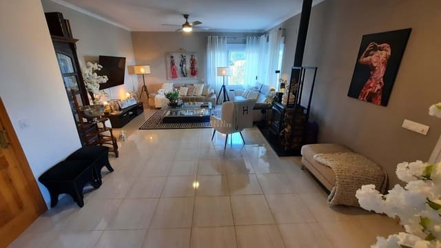 3 chambre Villa/Maison à vendre à Pedreguer avec piscine - 525 000 € (Ref: 9429581)