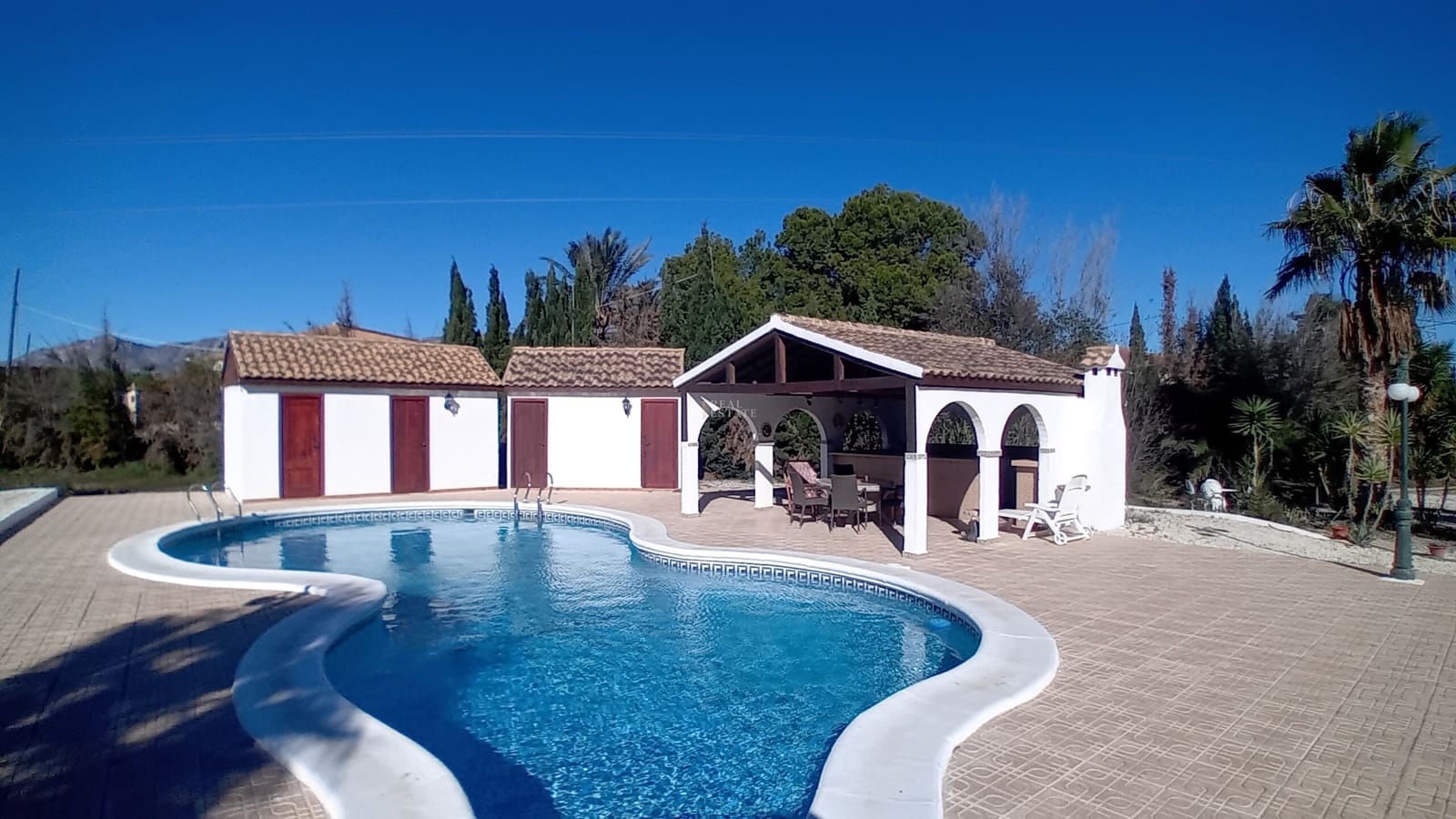 8 chambre Villa/Maison à vendre à Crevillente / Crevillent avec piscine garage - 595 000 € (Ref: 9435124)