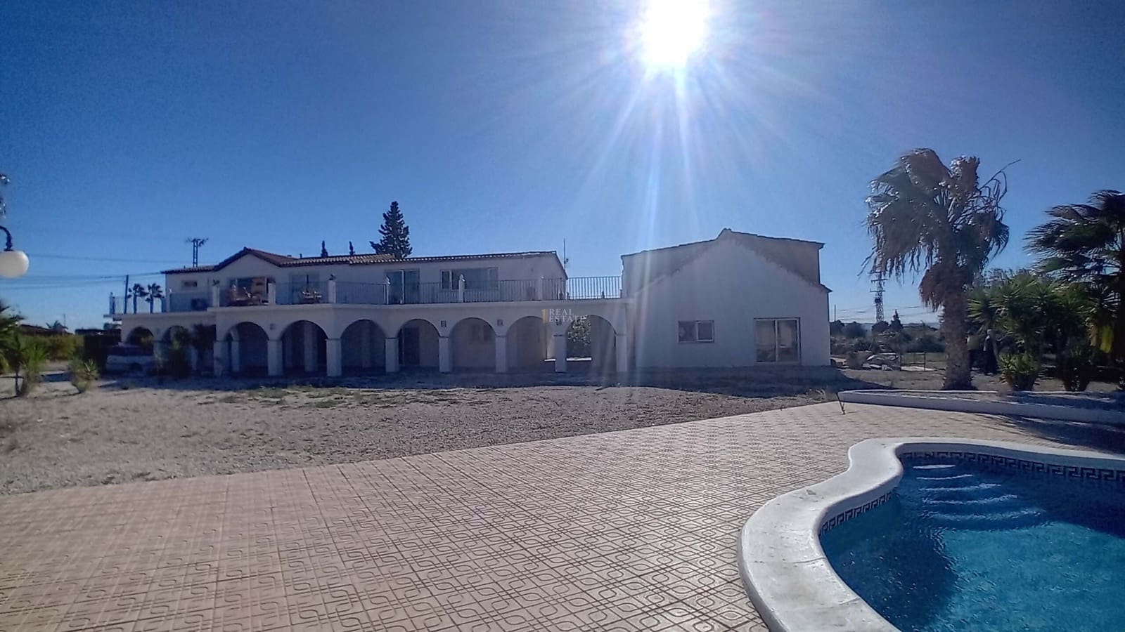 8 chambre Villa/Maison à vendre à Crevillente / Crevillent avec piscine garage - 595 000 € (Ref: 9435124)