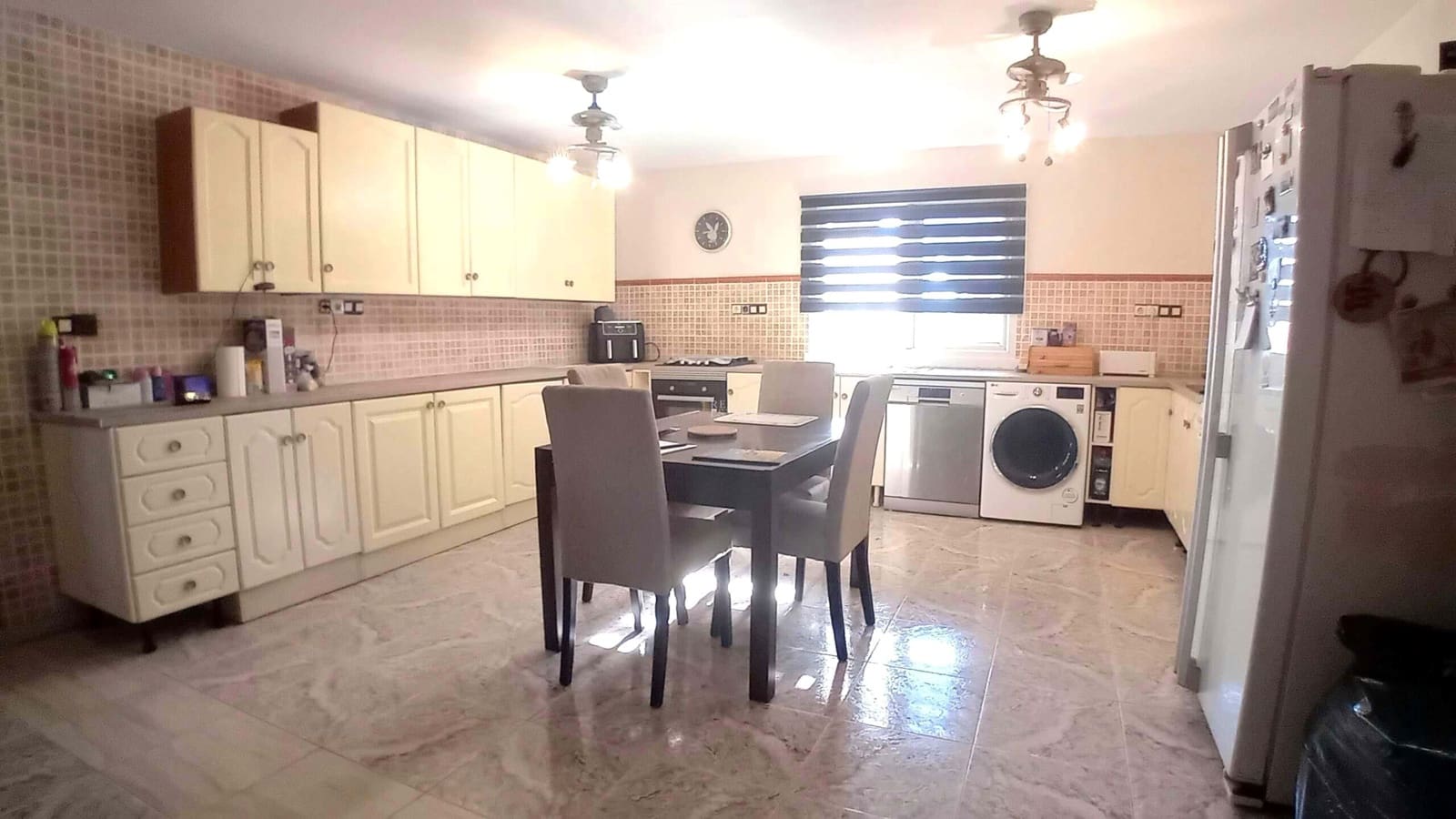 8 chambre Villa/Maison à vendre à Crevillente / Crevillent avec piscine garage - 595 000 € (Ref: 9435124)