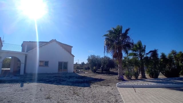 8 chambre Villa/Maison à vendre à Crevillente / Crevillent avec piscine garage - 595 000 € (Ref: 9435124)