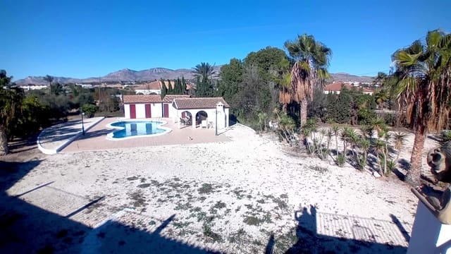 8 chambre Villa/Maison à vendre à Crevillente / Crevillent avec piscine garage - 595 000 € (Ref: 9435124)