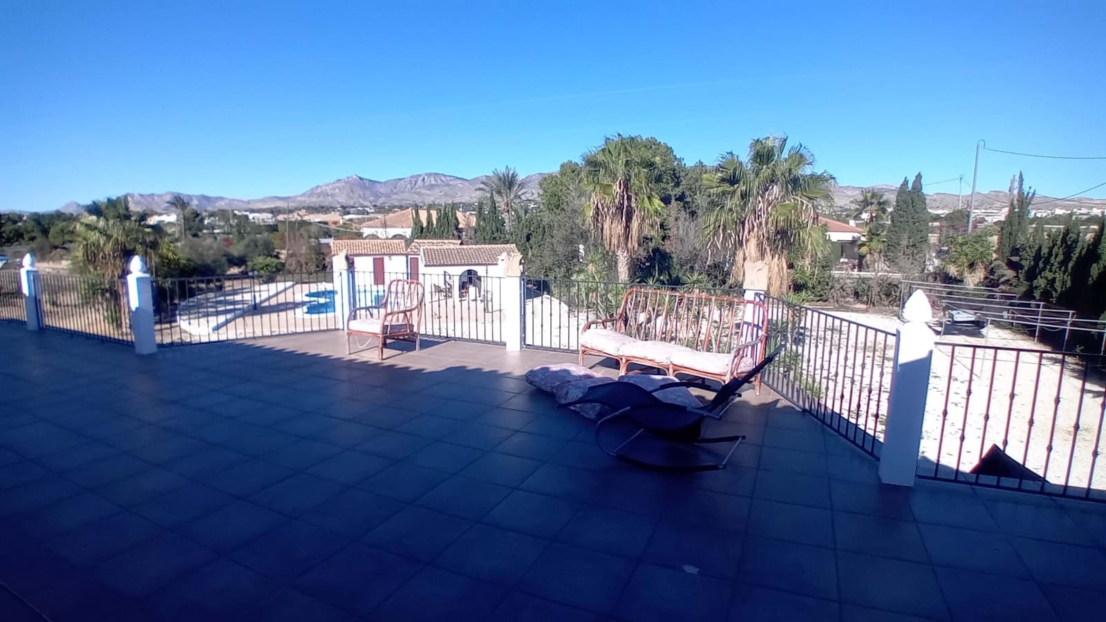 8 chambre Villa/Maison à vendre à Crevillente / Crevillent avec piscine garage - 595 000 € (Ref: 9435124)