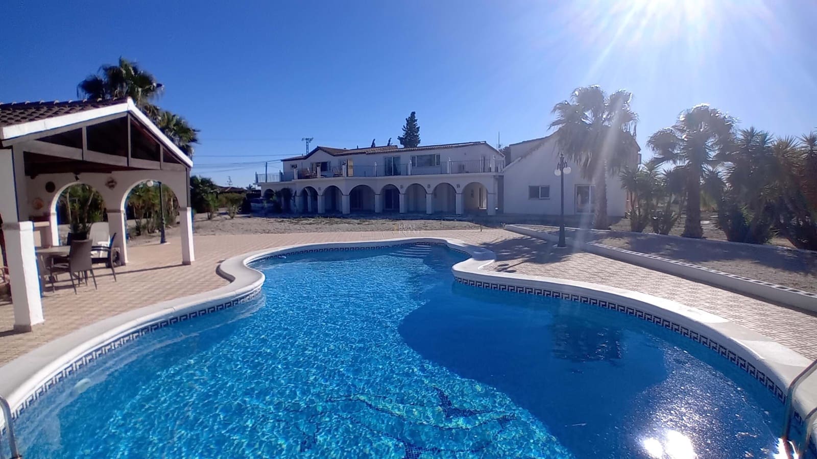 8 chambre Villa/Maison à vendre à Crevillente / Crevillent avec piscine garage - 595 000 € (Ref: 9435124)