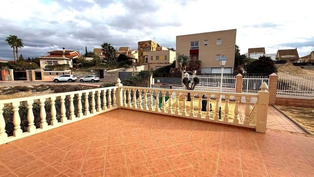 4 chambre Villa/Maison à vendre à La Alcayna, Molina de Segura avec piscine garage - 425 000 € (Ref: 9442819)