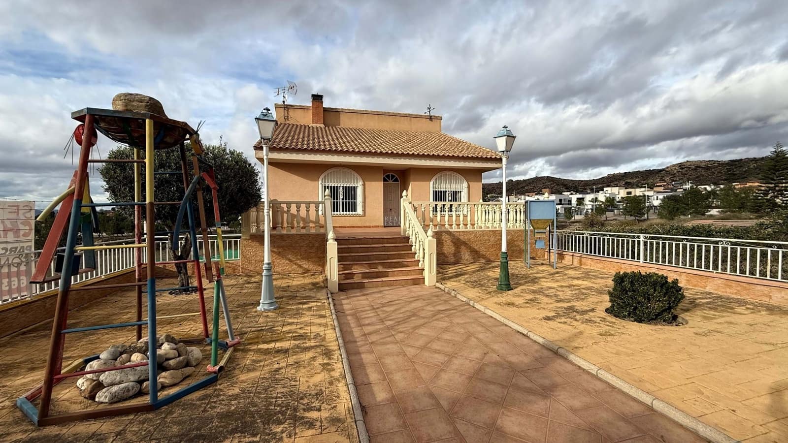 4 quarto Moradia para venda em La Alcayna com piscina garagem - 430 000 € (Ref: 9442819)