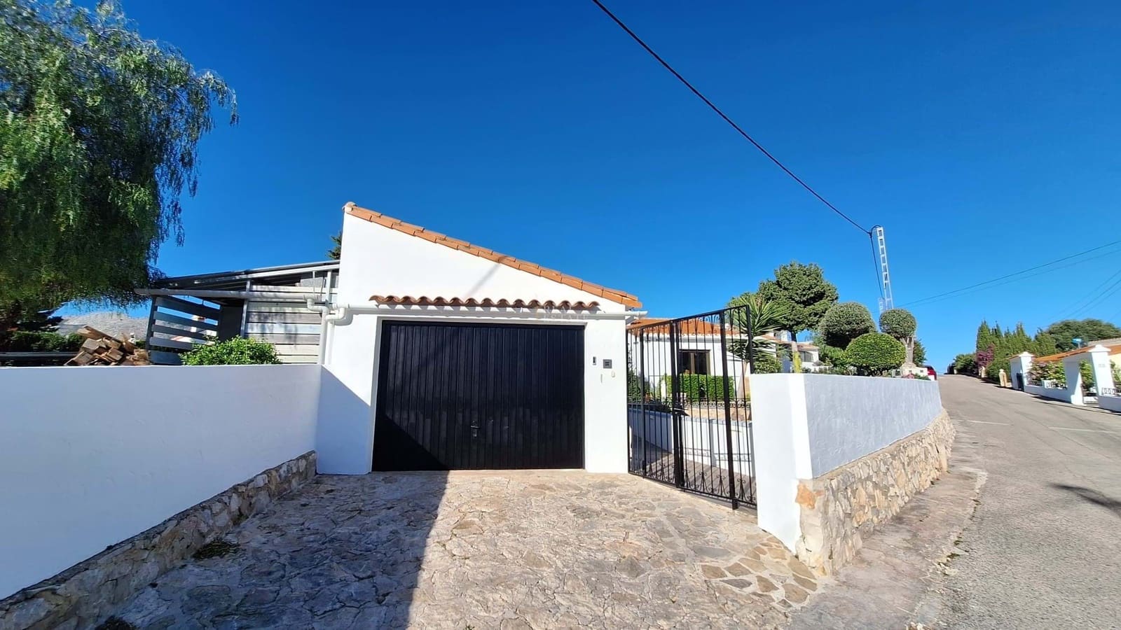 4 sypialnia Willa na sprzedaż w Orba z basenem garażem - 499 950 € (Ref: 9443783)