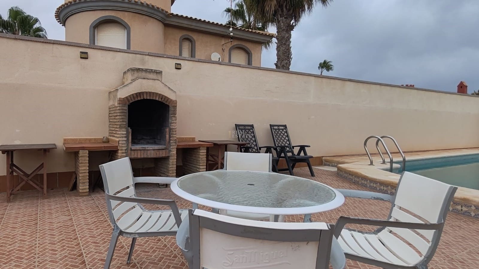 5 soverom Villa til salgs i La Manga del Mar Menor med svømmebasseng garasje - € 550 000 (Ref: 9447230)