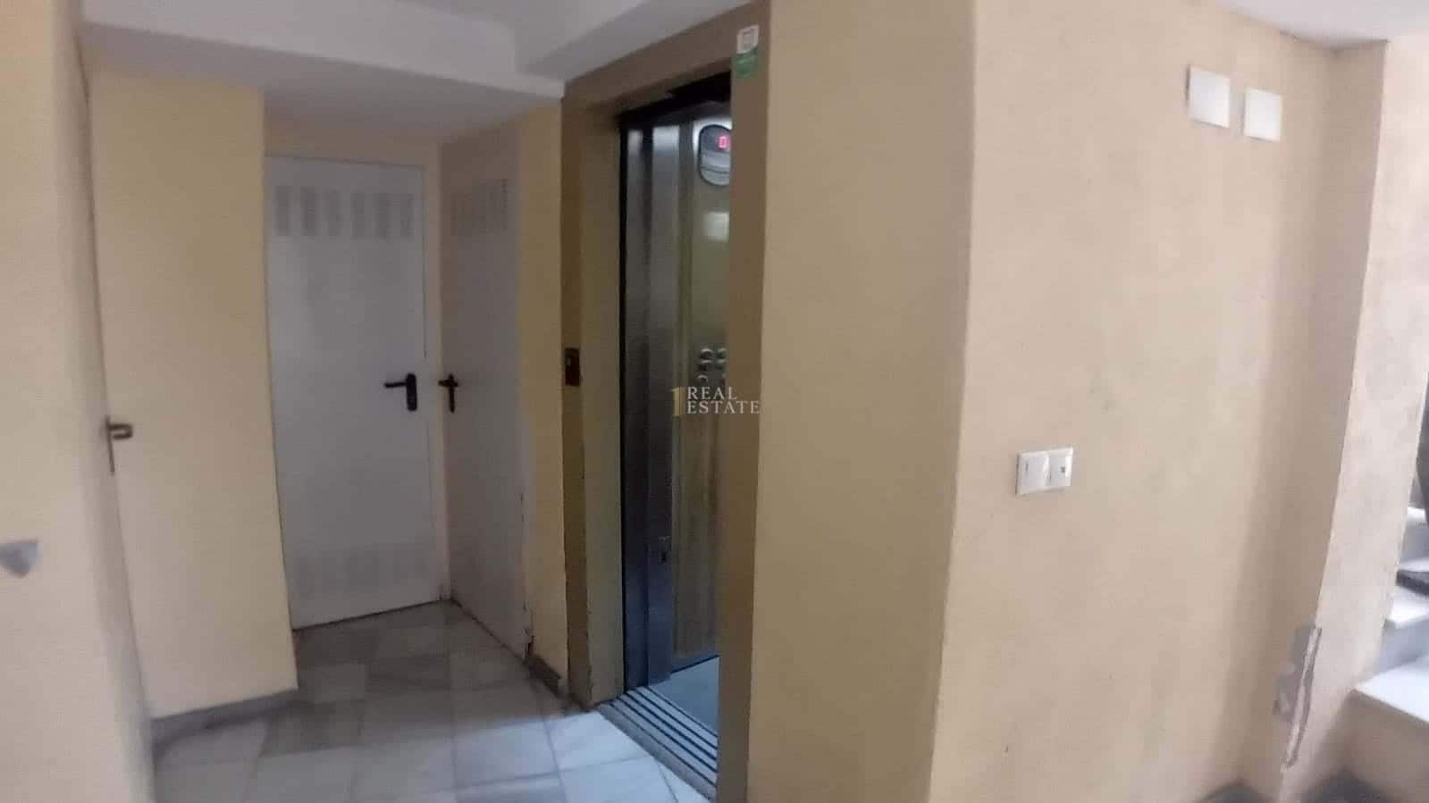 2 quarto Apartamento para venda em Santa Pola com piscina garagem - 195 000 € (Ref: 9449435)