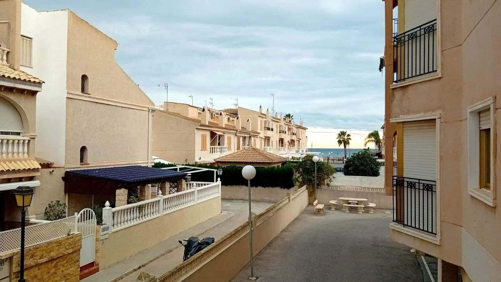2 quarto Apartamento para venda em Santa Pola com piscina garagem - 195 000 € (Ref: 9449435)