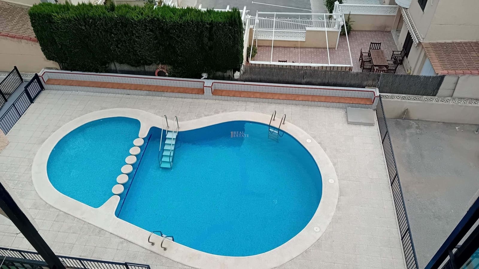 2 quarto Apartamento para venda em Santa Pola com piscina garagem - 195 000 € (Ref: 9449435)