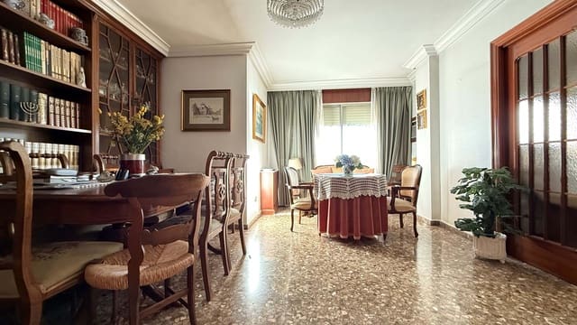 4 soveværelse Lejlighed til salg i Murcia by - € 360.000 (Ref: 9450031)