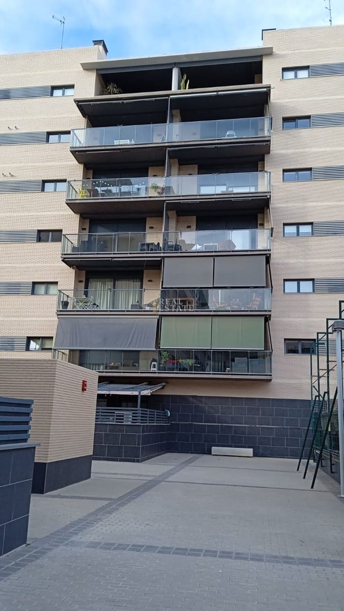 2 bedroom Apartment for sale in Elche / Elx with pool garage - € 295,000 (Ref: 9450033)